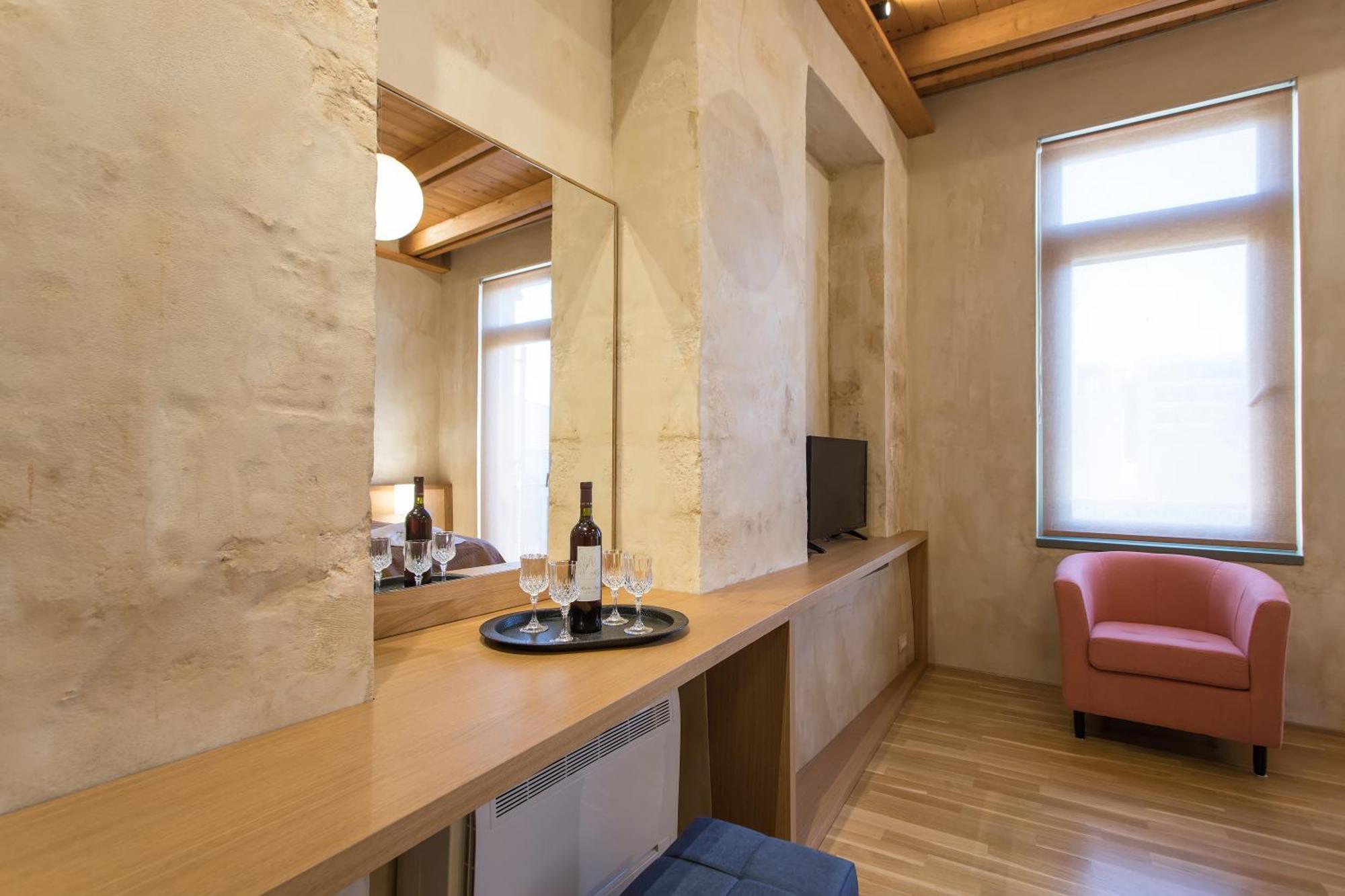 Polixeny'S Suites La Canée Extérieur photo