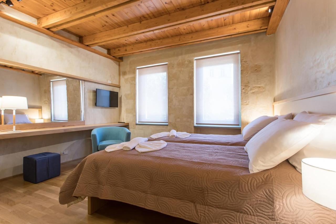 Polixeny'S Suites La Canée Extérieur photo